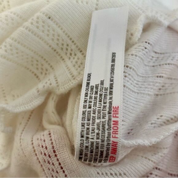 Intimately Free People Cream Ruffled Cropped Crop Shirt Top Tee Size S - Picture 7 of 7